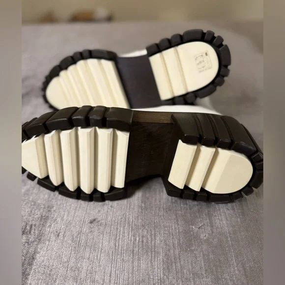 Stella McCartney White Chelsea Boots “Stivaletto” EU 40 | NIB + Dust Bags - Picture 11 of 11